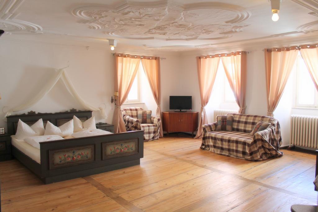 Gaestehaus Am Weissen Turm Rothenburg ob der Tauber Room photo